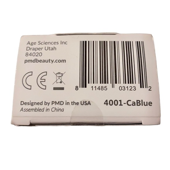 ✨ Host Pick! ✨ PMD Clean Smart Facial Cleansing Device - Picture 6 of 7